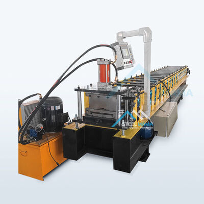 एक मशीन में अलग-अलग चौड़ाई का स्वचालित स्नैप लॉक सेल्फलॉक