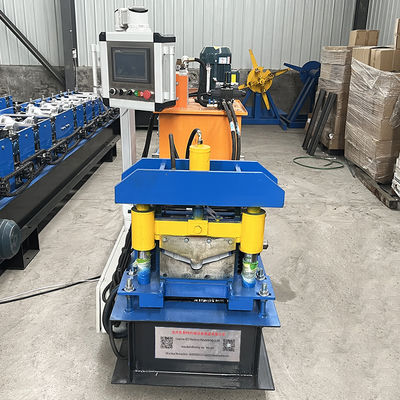 स्टील प्रोफाइल रिज कैप रोल बनाने की मशीन 380v वोल्टेज 14 पंक्तियों रोलर्स और 40# हाइड्रोलिक के साथ छत टाइल IBR नालीदार डिजाइन के लिए