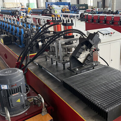 ऑटो चेंज साइज हाई स्पीड सीयू प्रोफाइल फ्लाइंग कटिंग रोल बनाने की मशीन