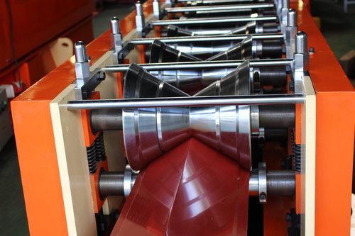 अर्ध स्वचालित 3P Ppgi रिज कैप रोल बनाने की मशीन 0